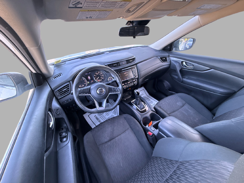 Used 2020 Nissan Rogue SV AWD/4WD image 17