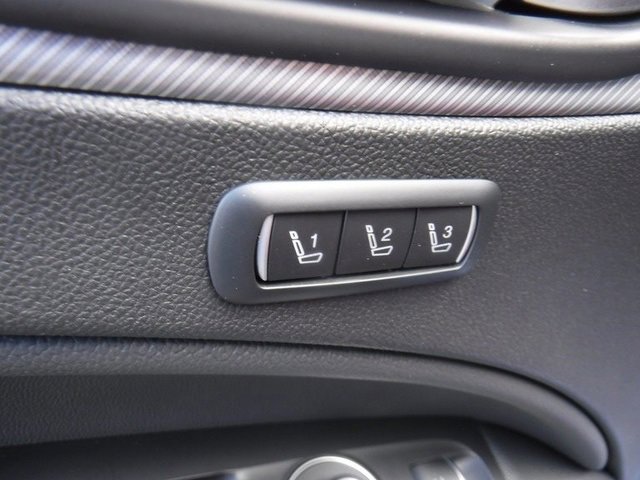 Used 2024 Alfa Romeo Stelvio Veloce image 21