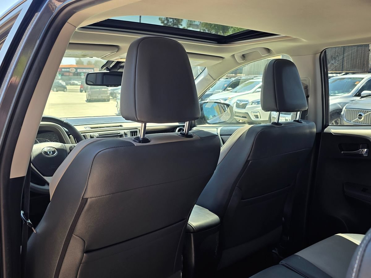 Used 2015 Toyota RAV4 Limited w/ Technology Package FWD image 26
