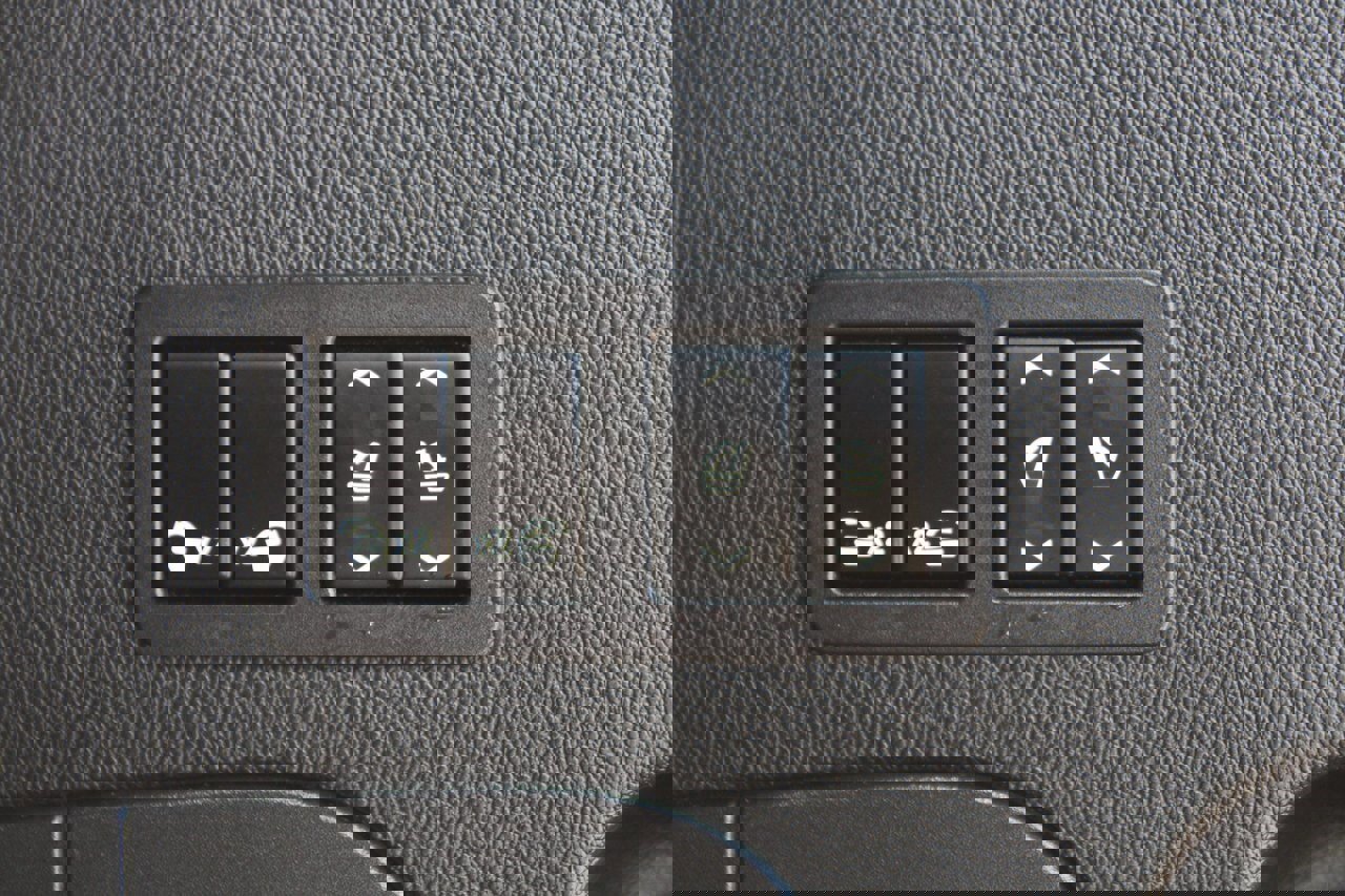 Used 2019 Cadillac Escalade Luxury image 14