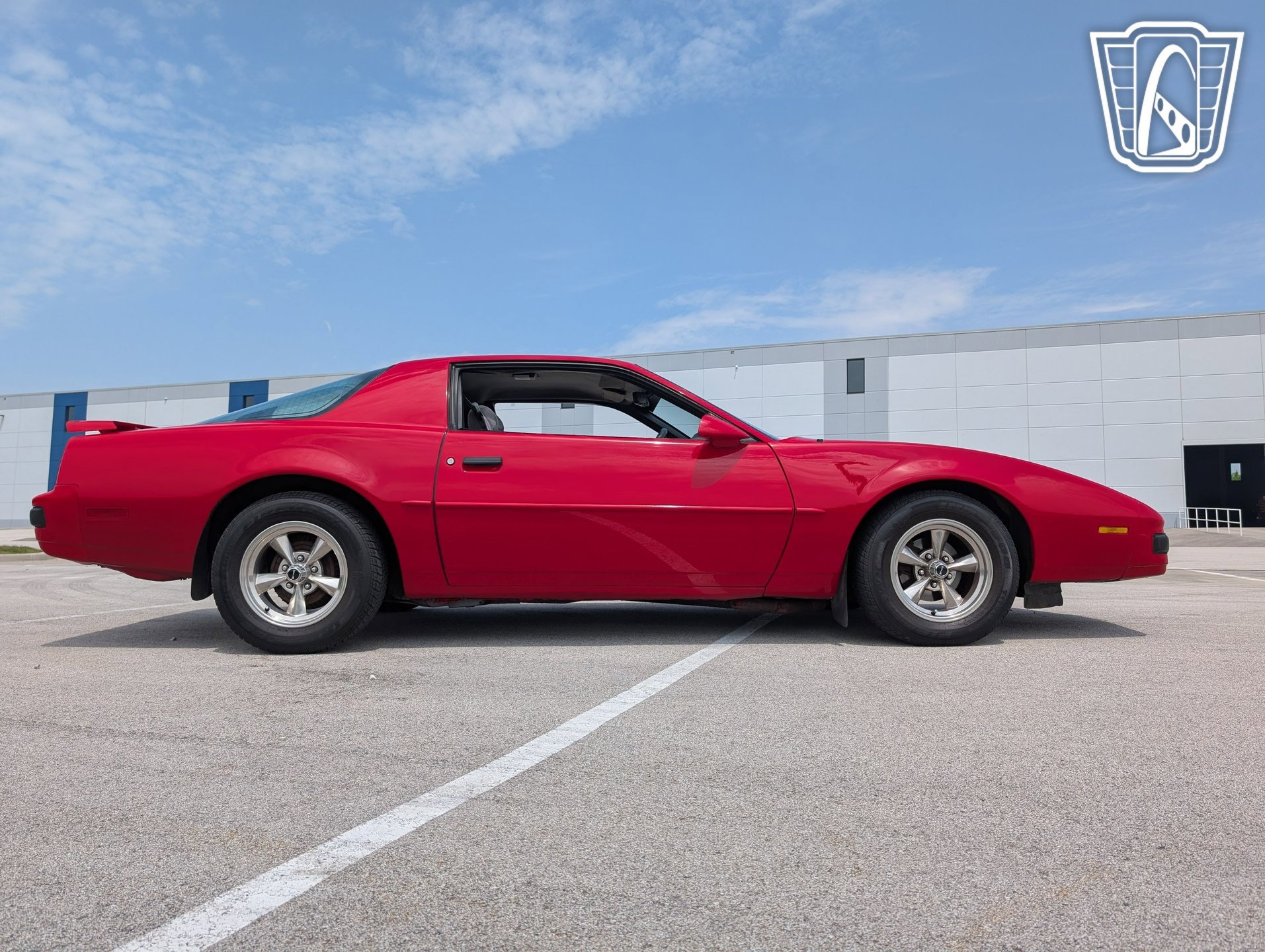 Used 1989 Pontiac Firebird Coupe image 18