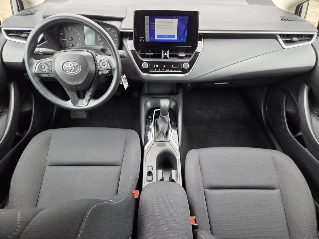 Used 2025 Toyota Corolla LE FWD image 12