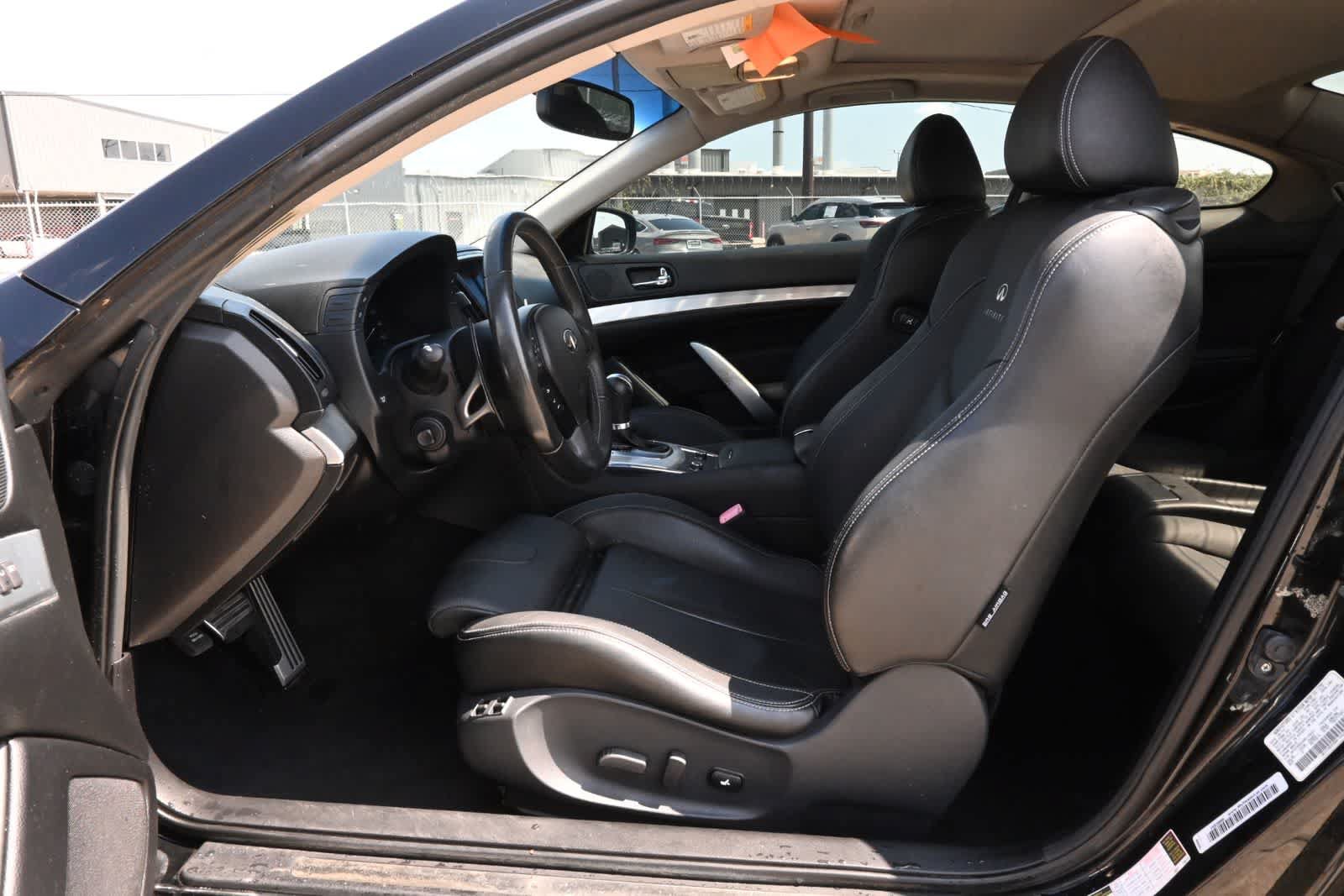 Used 2014 INFINITI Q60 Journey w/ Premium Package RWD image 17