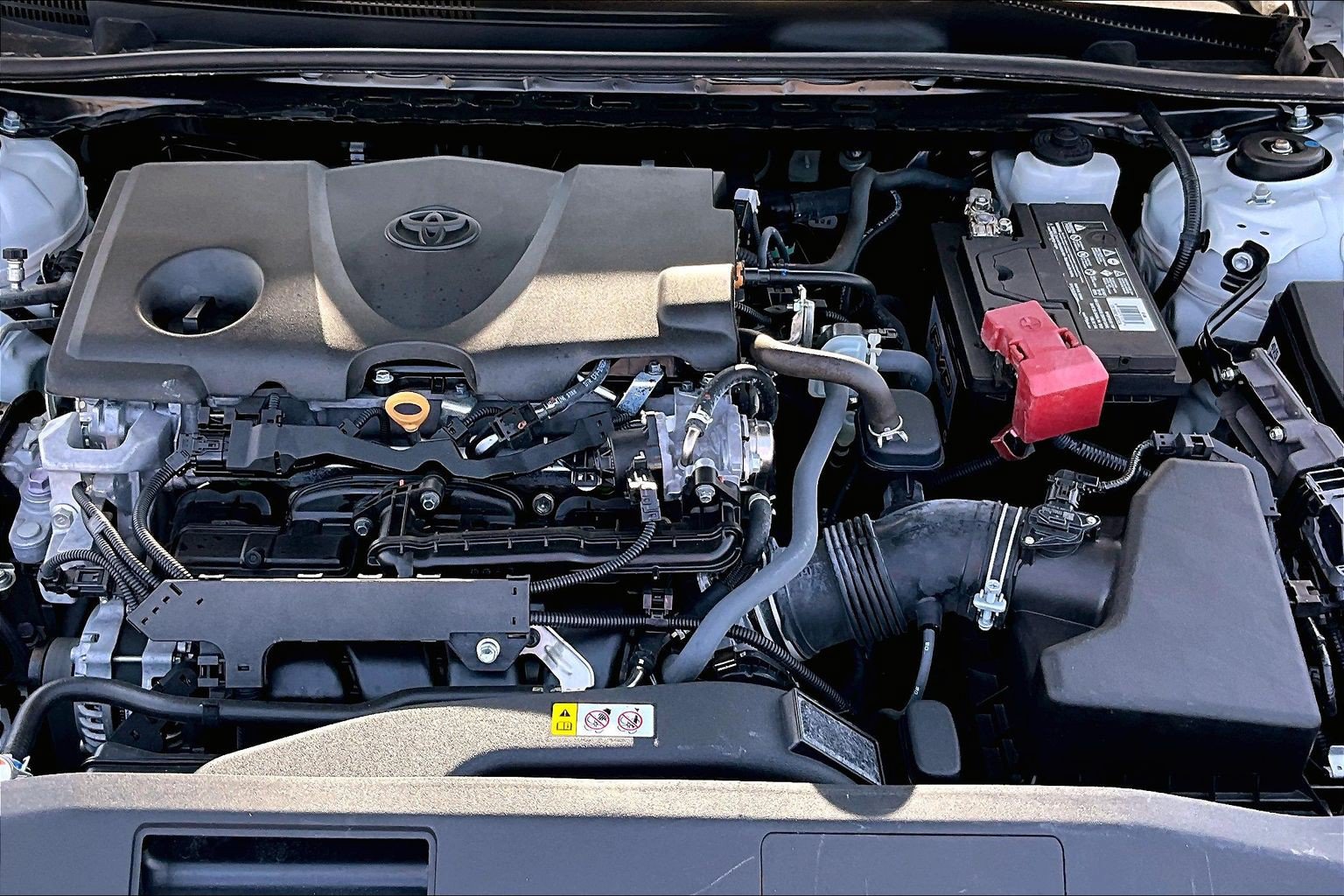 Used 2022 Toyota Camry SE w/ Audio Upgrade Package FWD image 9