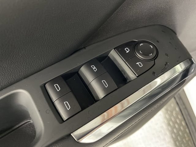 Used 2026 Chevrolet Traverse LT AWD/4WD image 5