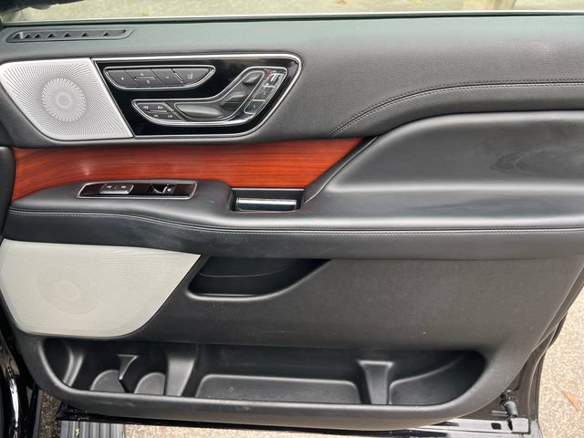 Used 2021 Lincoln Navigator Reserve AWD/4WD image 17