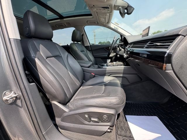 Used 2018 Audi Q7 3.0T Prestige AWD/4WD image 13
