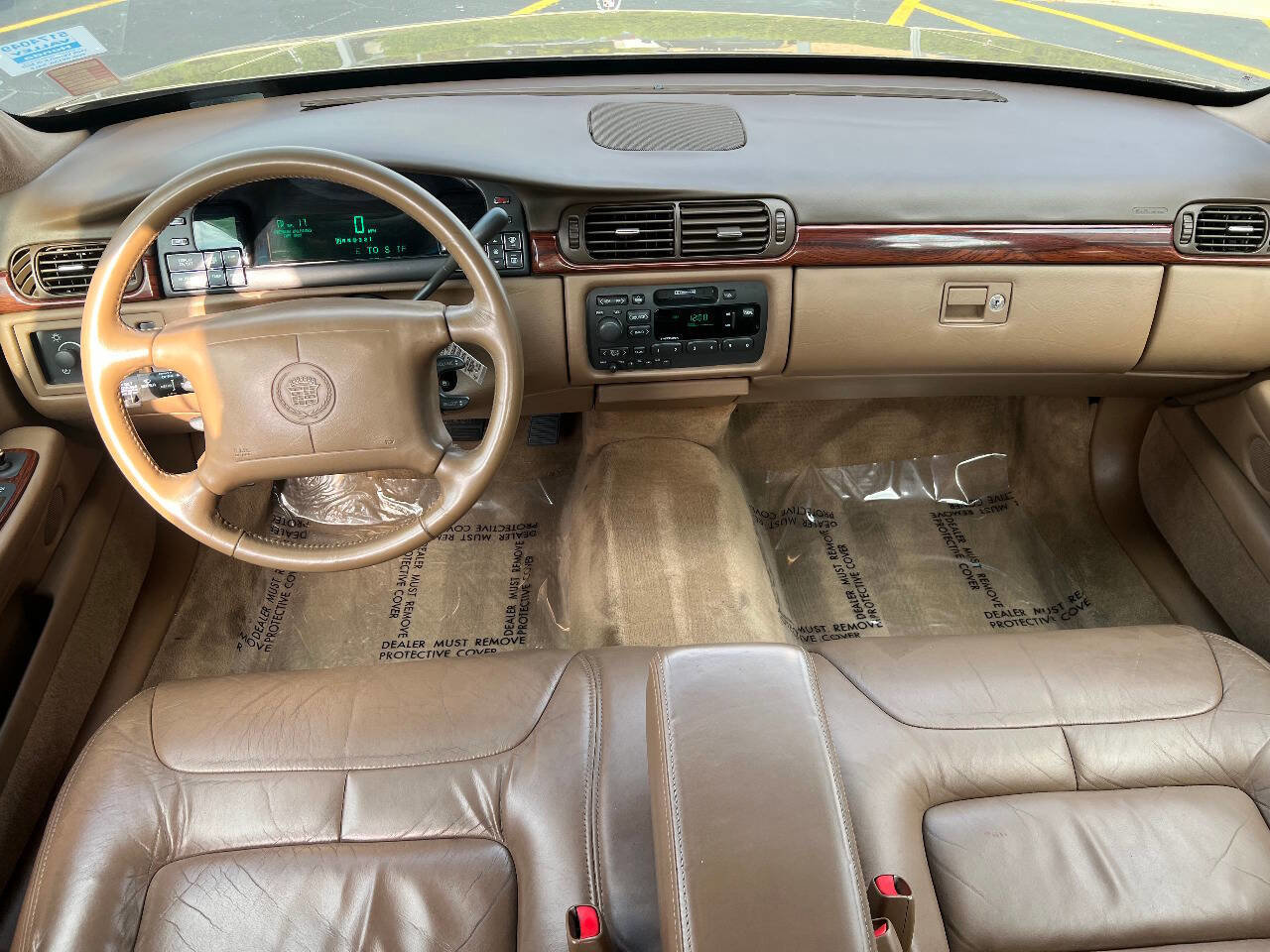 Used 1999 Cadillac De Ville w/ Comfort/Convenience Pkg image 28