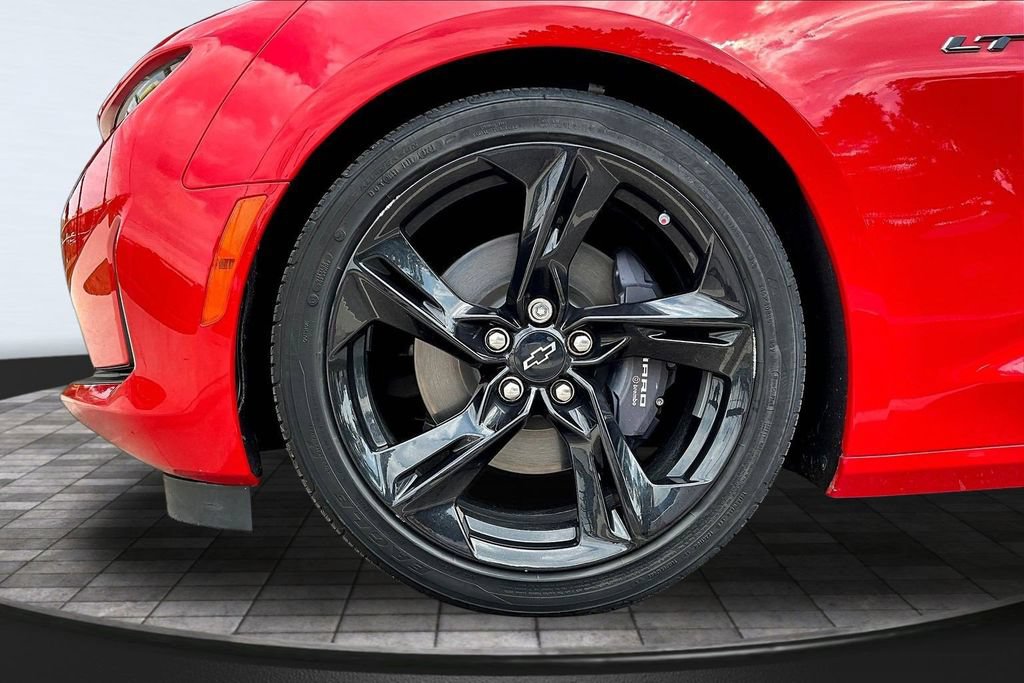 Used 2022 Chevrolet Camaro LT w/ Technology Package RWD image 30