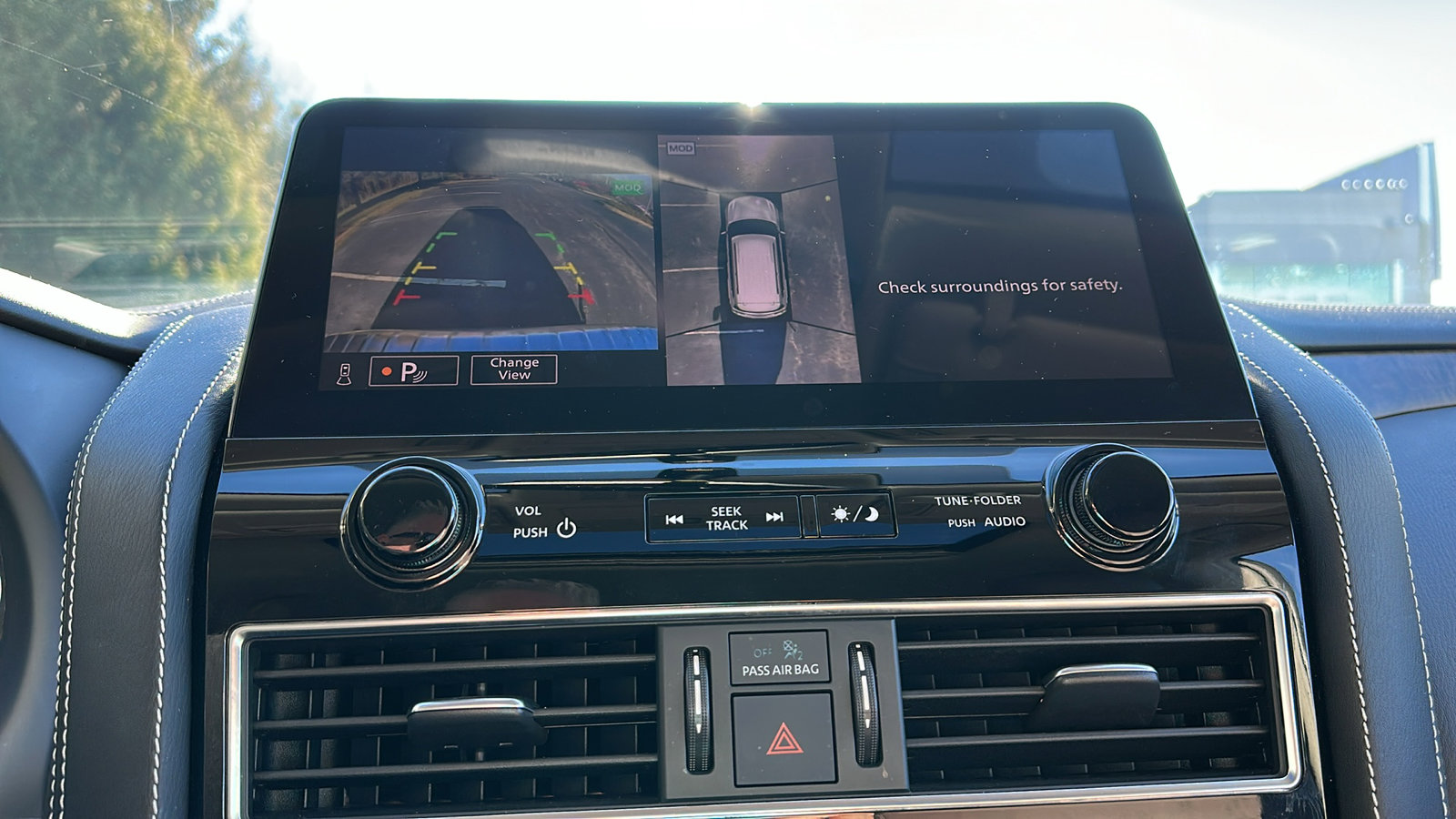 Certified 2024 INFINITI QX80 Premium Select w/ Cargo Package image 20