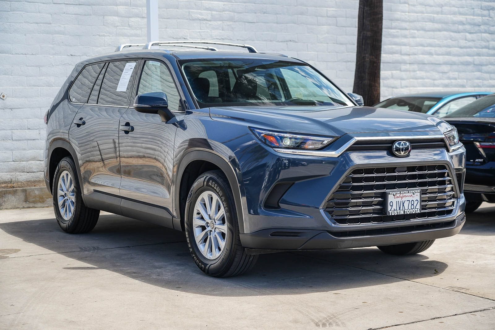 Certified 2024 Toyota Grand Highlander AWD image 5