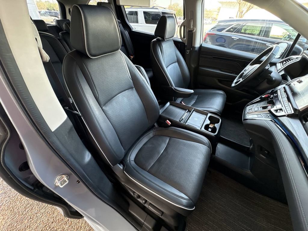 Used 2025 Honda Odyssey Elite image 29