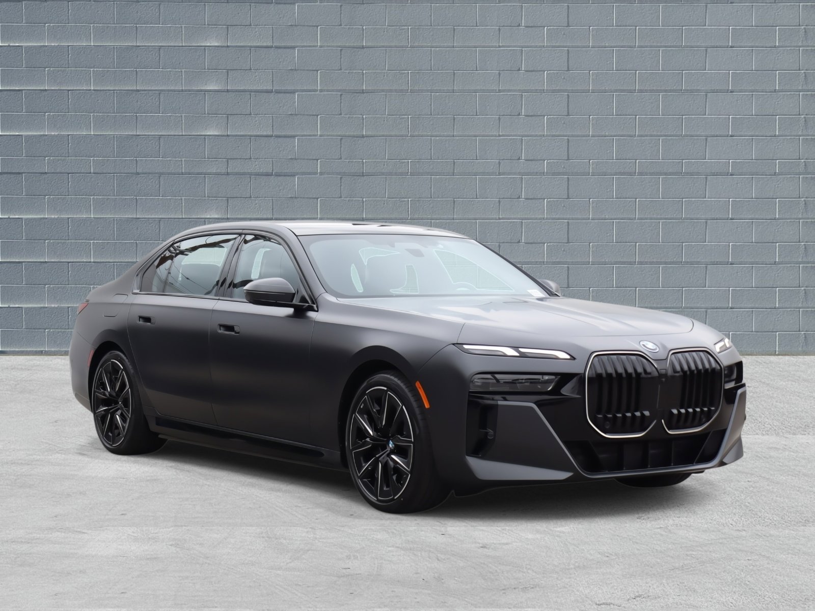 New 2026 BMW i7 eDrive50 w/ M Sport Package