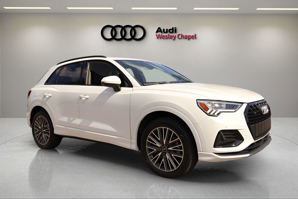 Used 2023 Audi Q3 2.0T Premium w/ Convenience Package image 7