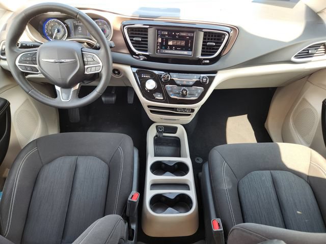 Used 2023 Chrysler Voyager LX FWD image 28