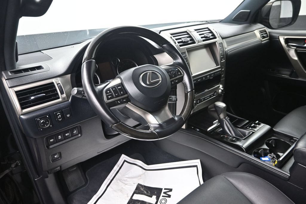 Used 2021 Lexus GX 460 Premium w/ Premium Package AWD/4WD image 13