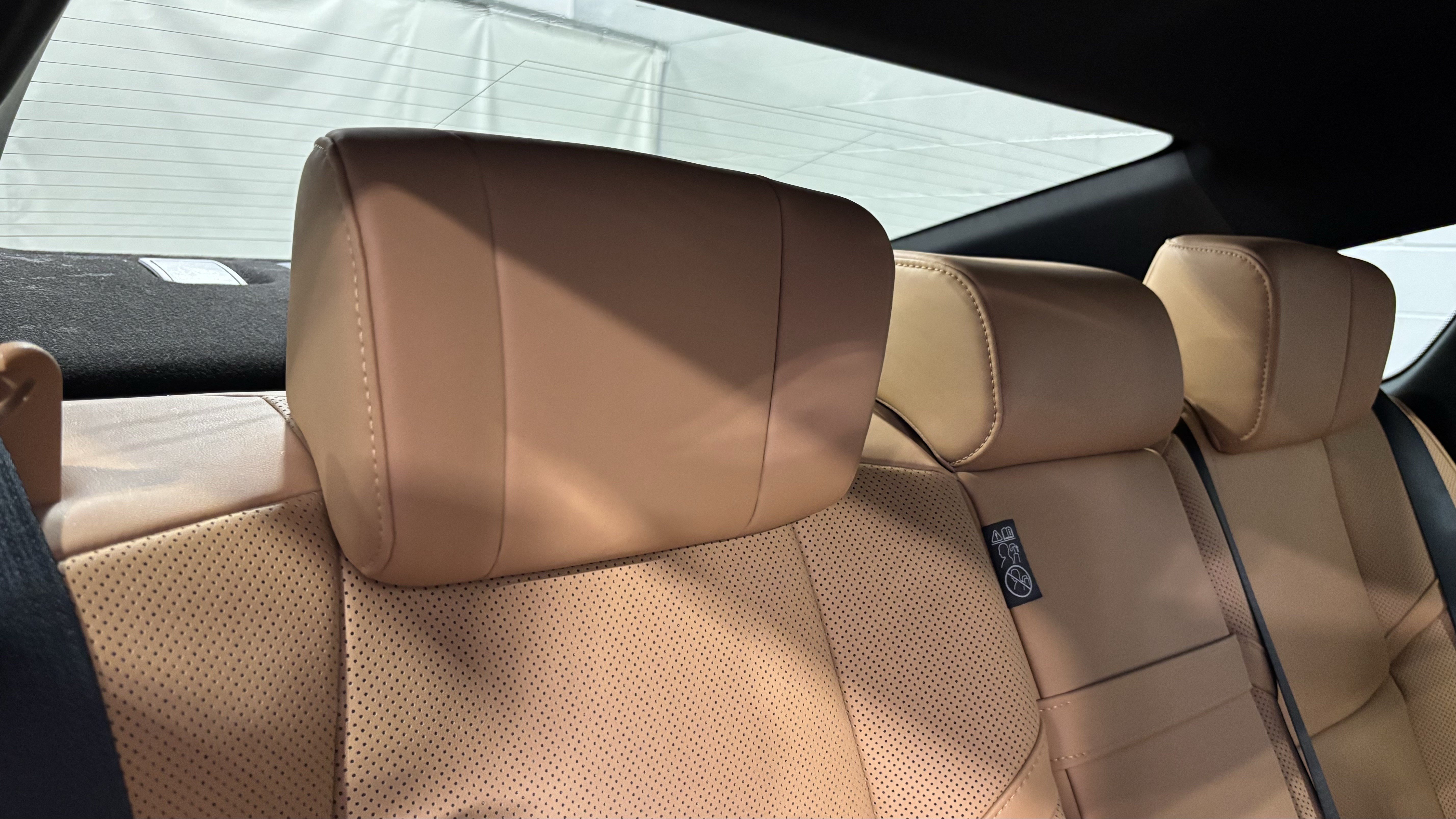 New 2026 Lexus ES 500e AWD/4WD image 40