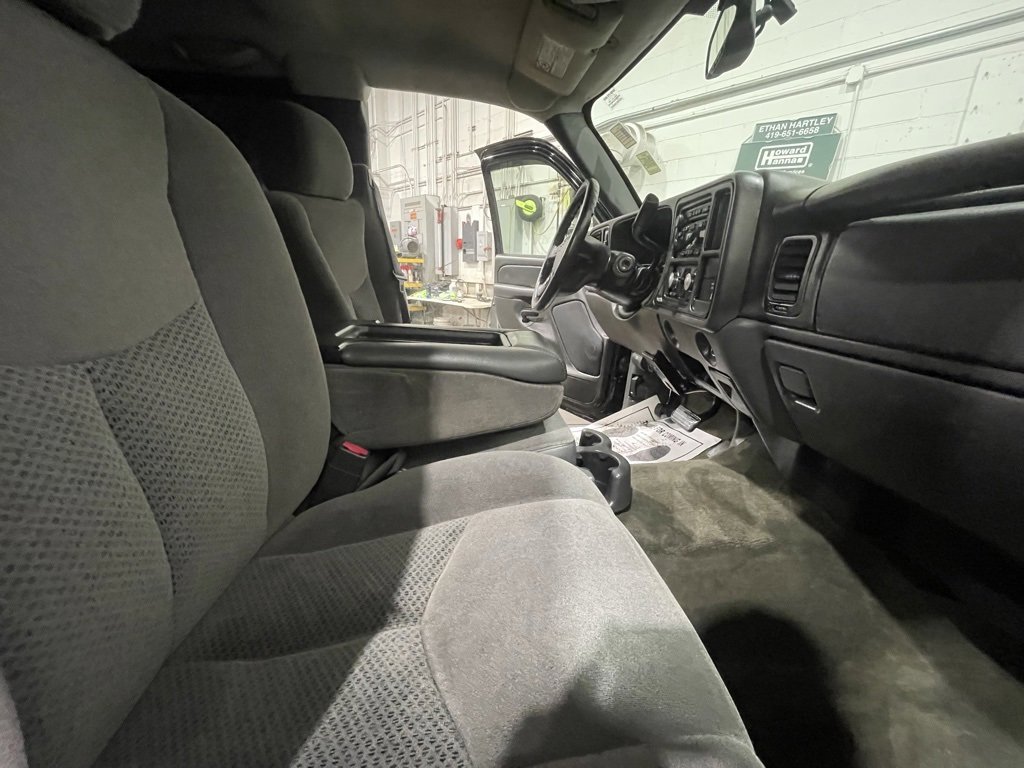 Used 2007 Chevrolet Silverado 2500 LT w/ Heavy-Duty Power Package image 31