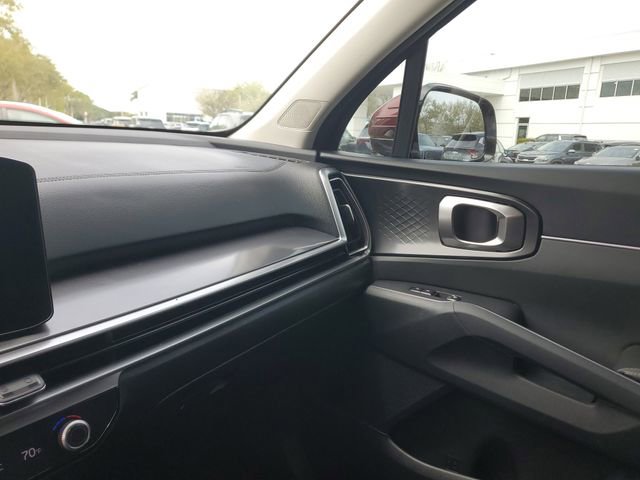 Certified 2024 Kia Sorento S image 28