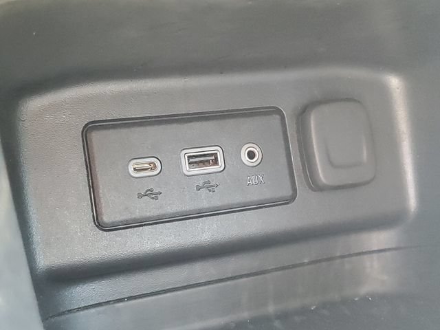 Certified 2020 Chevrolet Equinox LT w/ Driver Convenience Package FWD image 18