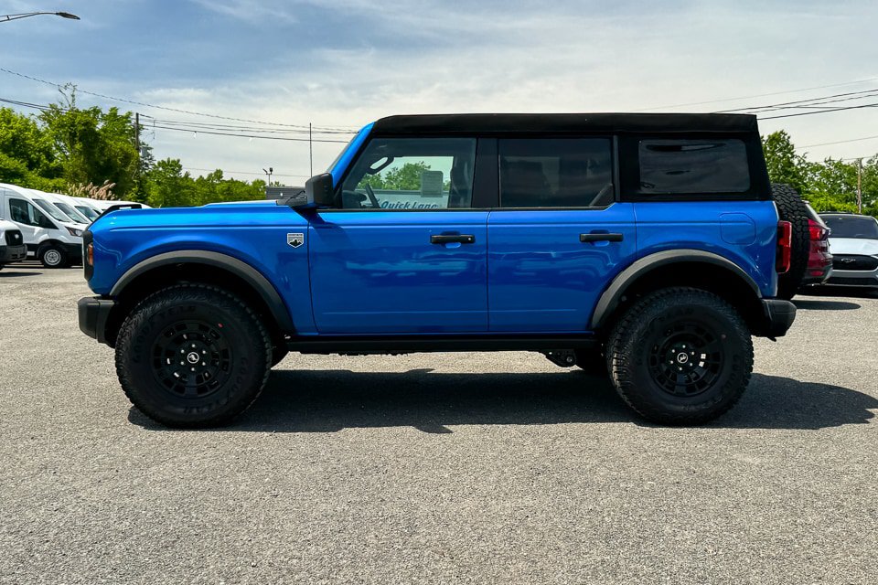 New 2026 Ford Bronco Big Bend w/ Black Diamond Package AWD/4WD image 6