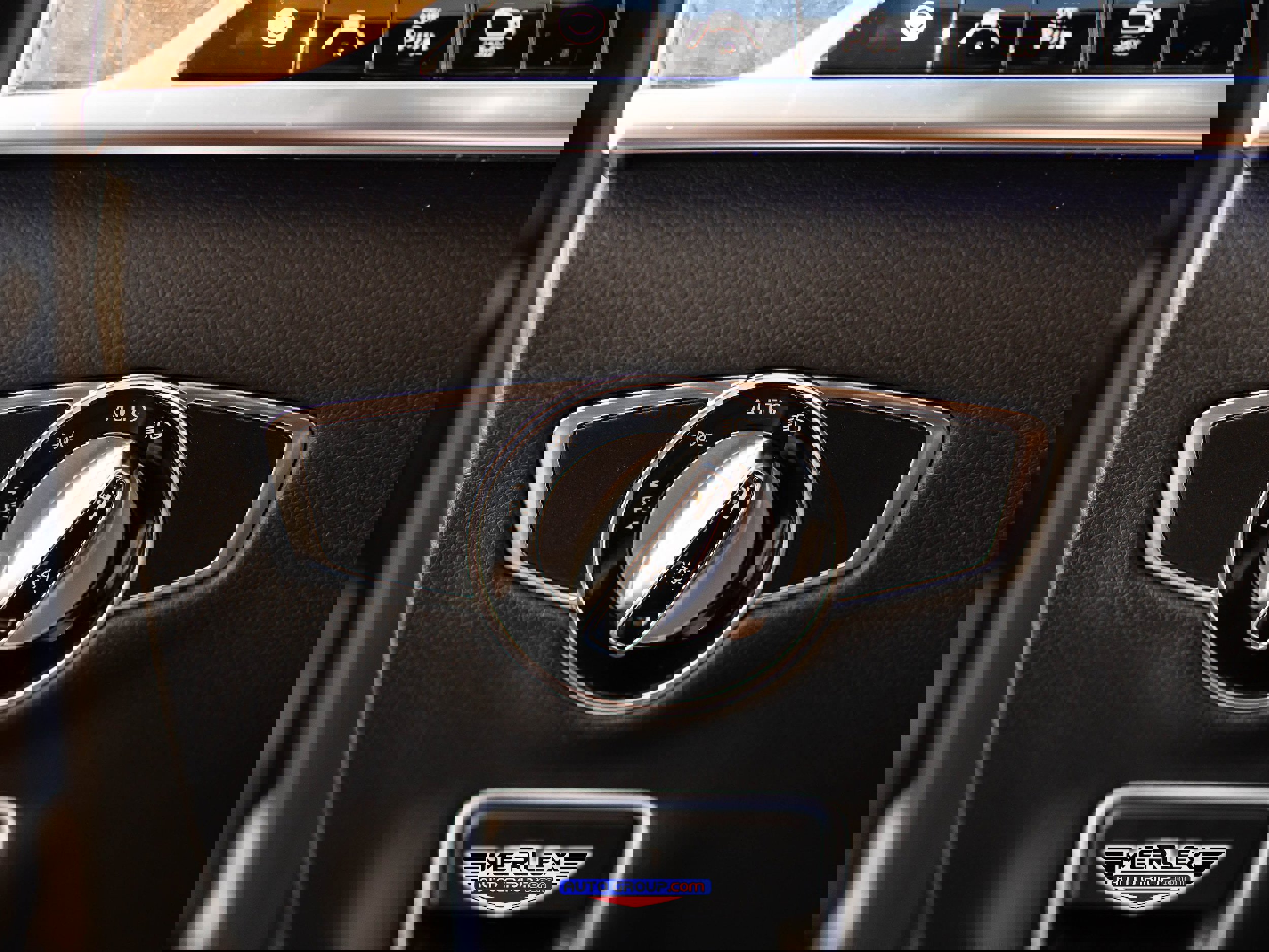 Used 2017 Mercedes-Benz S 550 Sedan image 40