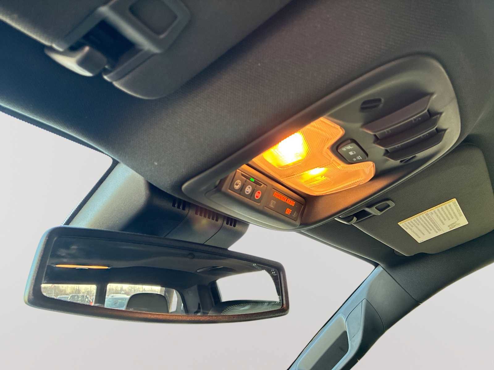 Certified 2025 Chevrolet Colorado ZR2 w/ Midnight Edition image 36