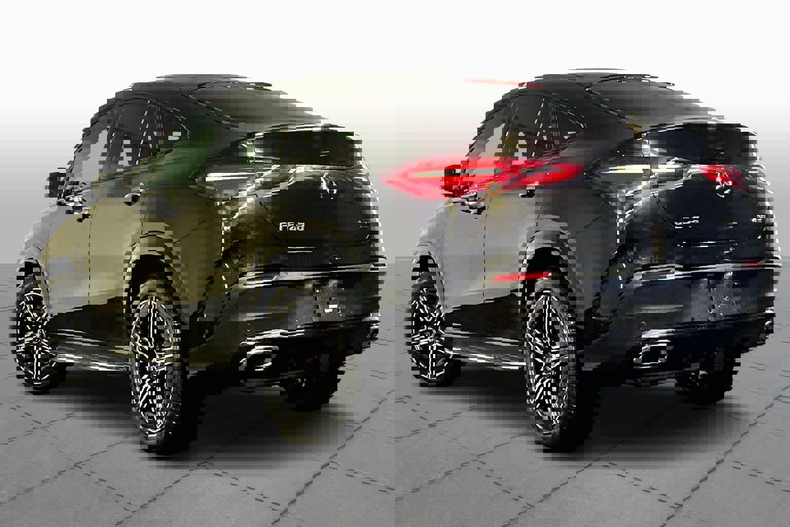 New 2026 Mercedes-Benz GLE 450 4MATIC Coupe image 3