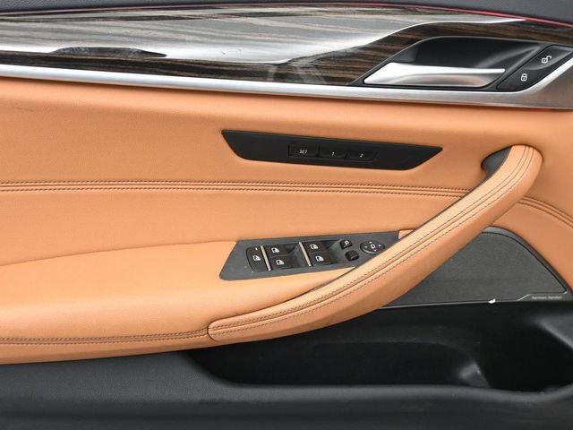 Used 2021 BMW 540i image 13