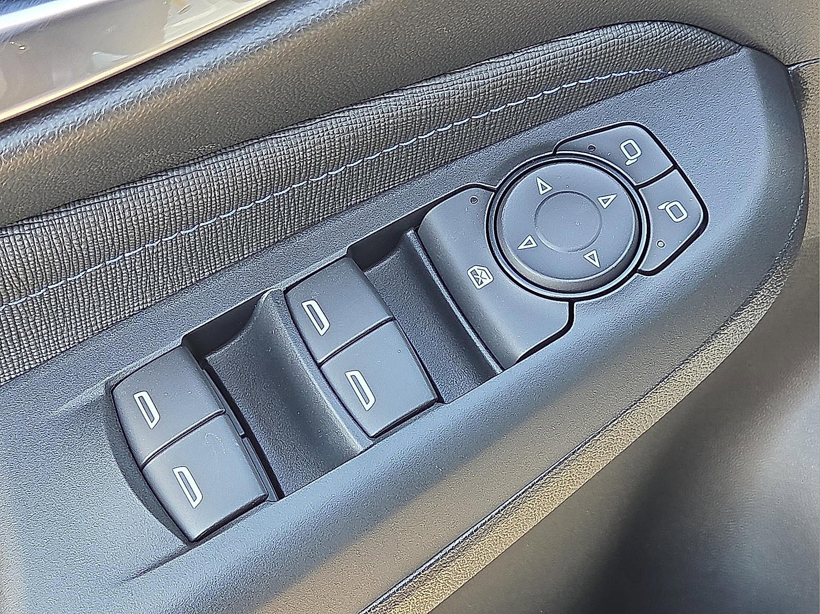 New 2026 Buick Envista Sport Touring image 13