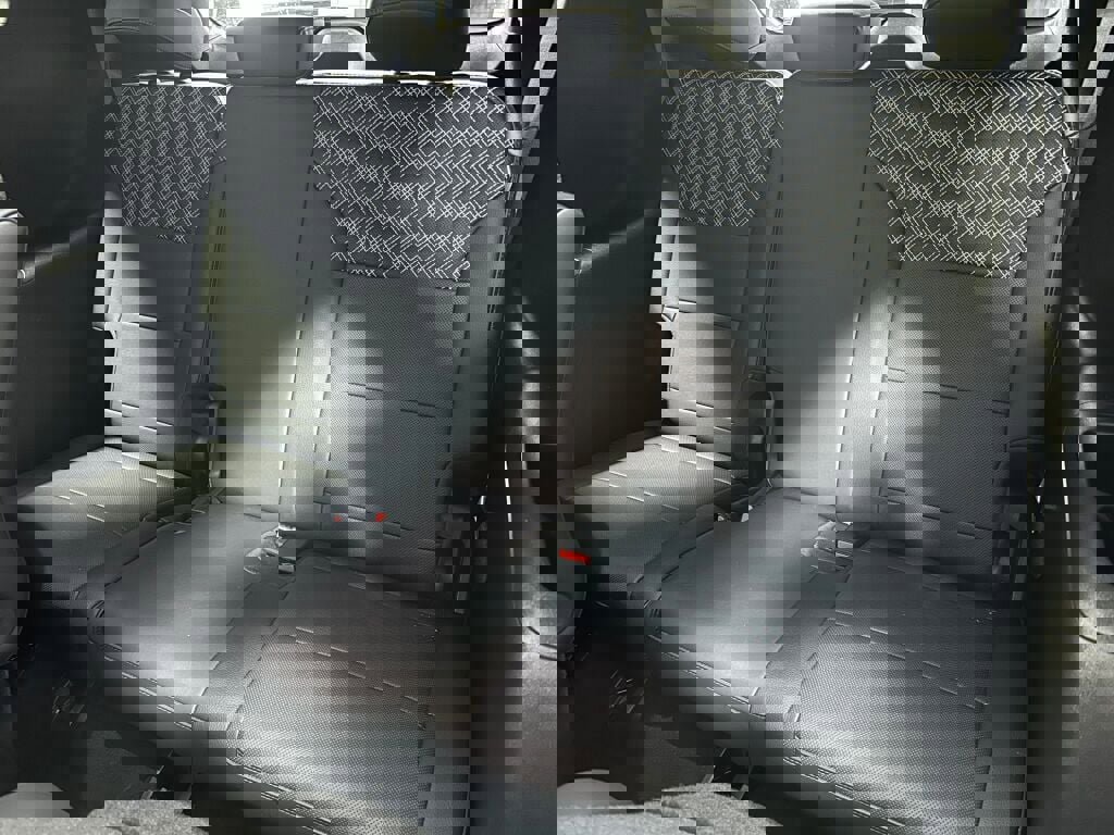 Used 2025 GMC Acadia Denali w/ Super Cruise Package image 11