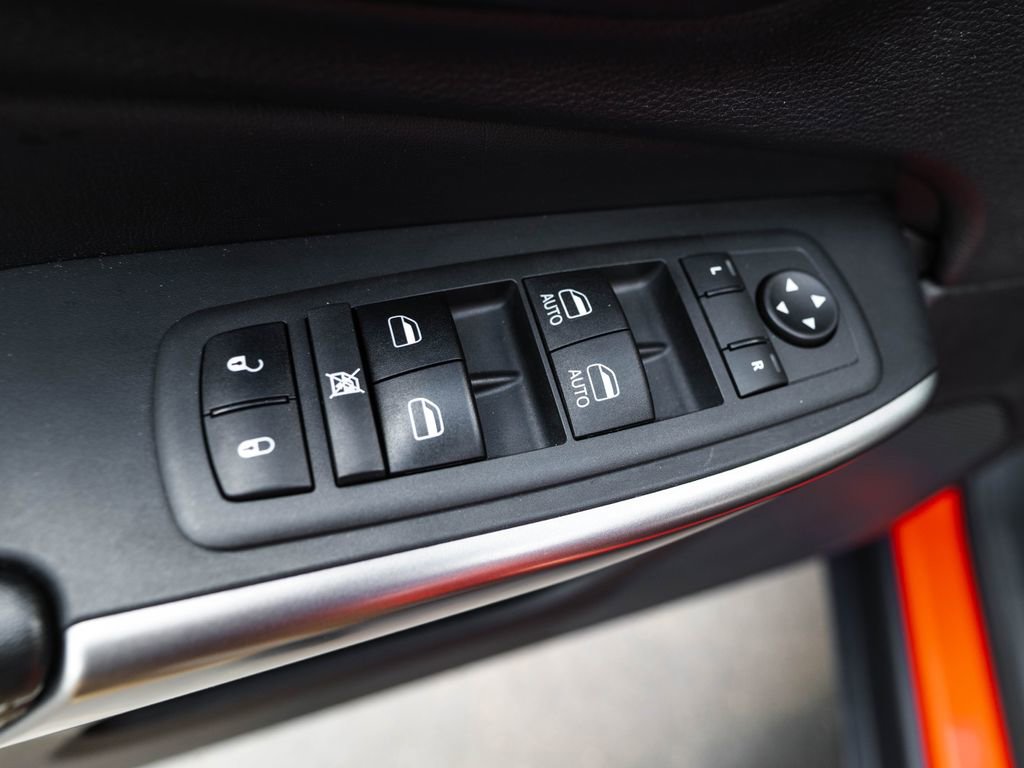 Used 2021 Jeep Cherokee Latitude Lux w/ Sun & Sound Group image 21