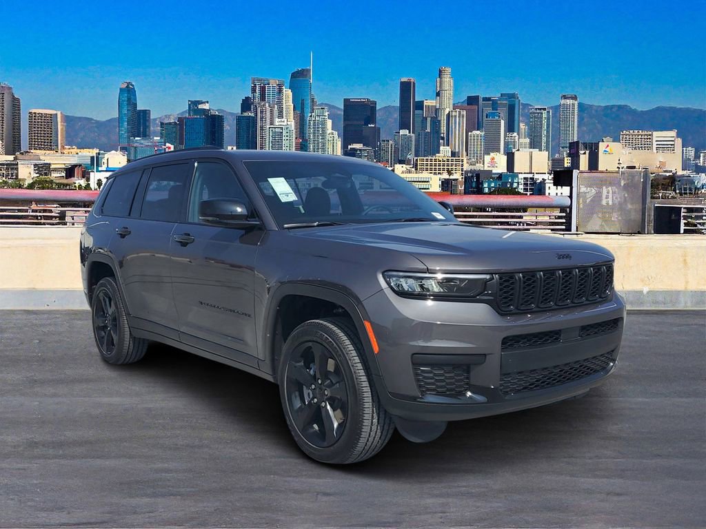 New 2025 Jeep Grand Cherokee L Altitude image 3