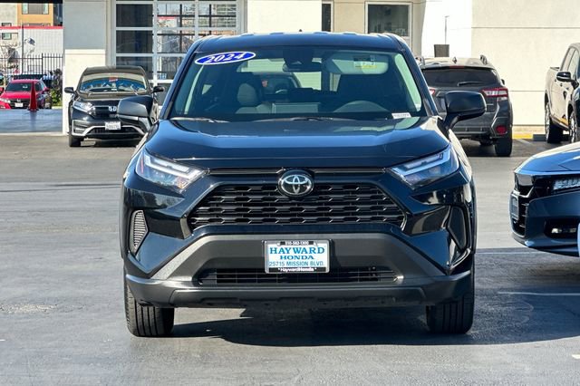 Used 2024 Toyota RAV4 LE image 8