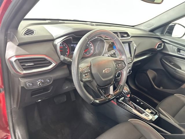 Used 2021 Chevrolet TrailBlazer RS w/ Sun and Liftgate Package image 13