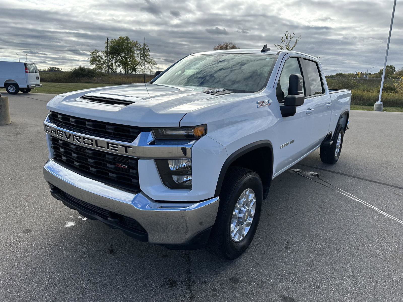 Used 2023 Chevrolet Silverado 2500 LT image 12