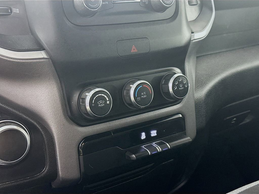 Certified 2022 RAM 1500 Big Horn AWD/4WD image 25