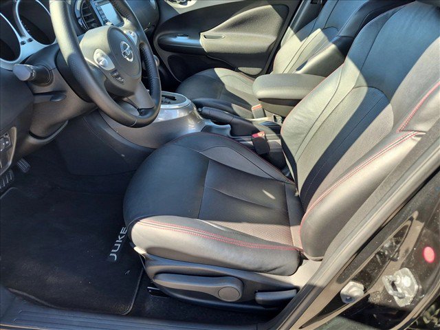 Used 2014 Nissan Juke SL w/ Premium Appearance Package FWD image 17