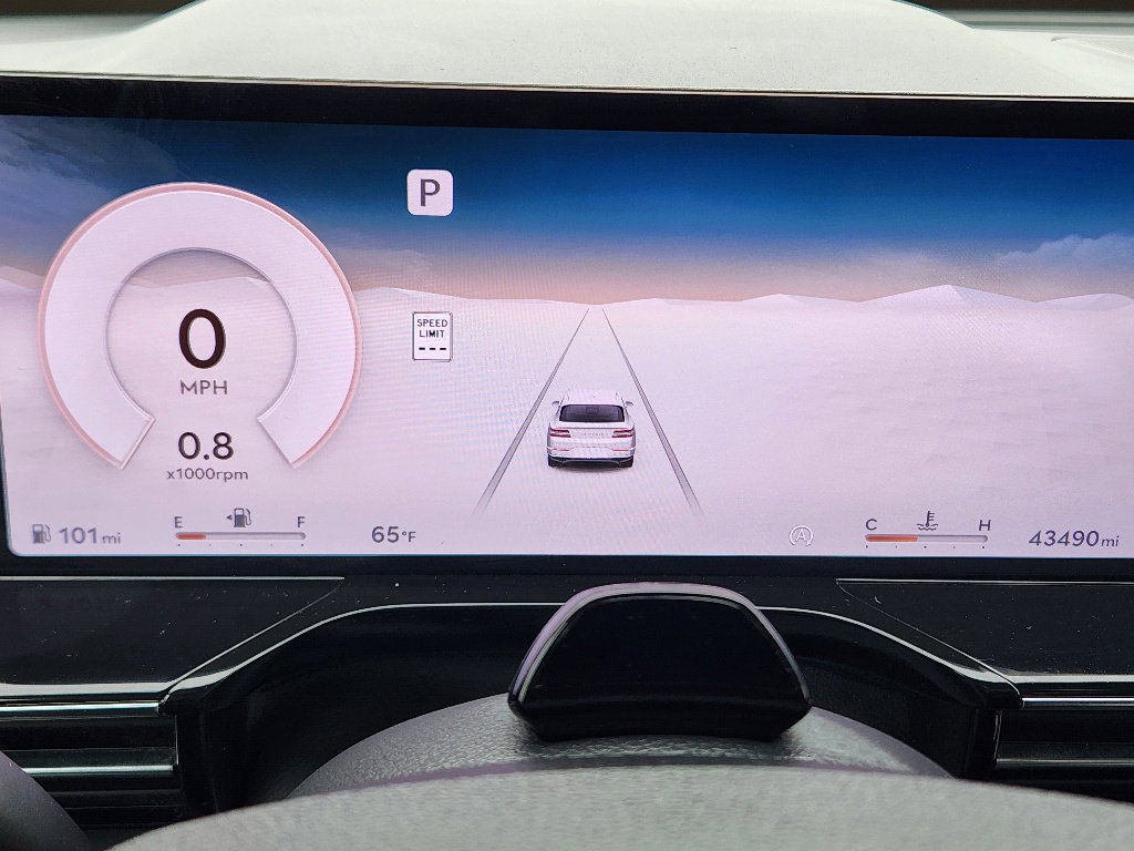 Used 2025 Genesis GV80 2.5T Standard image 15