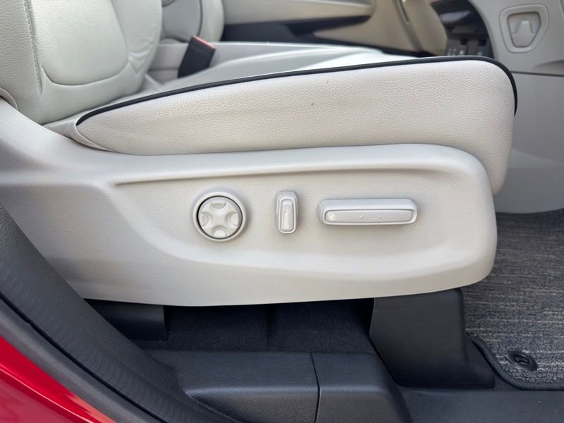 Used 2025 Honda Odyssey Touring image 32