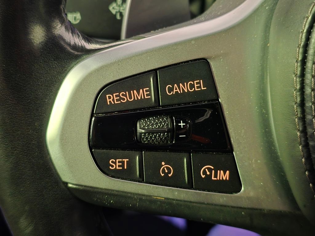 Used 2021 BMW X5 xDrive40i w/ M Sport Package image 18