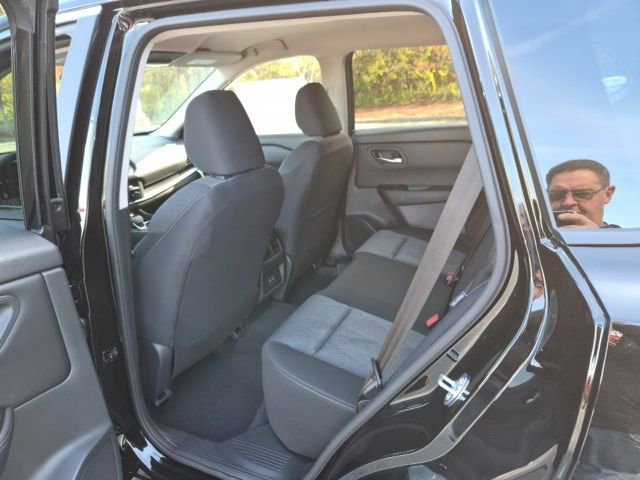 New 2026 Nissan Rogue SV w/ Cold Weather Package image 15