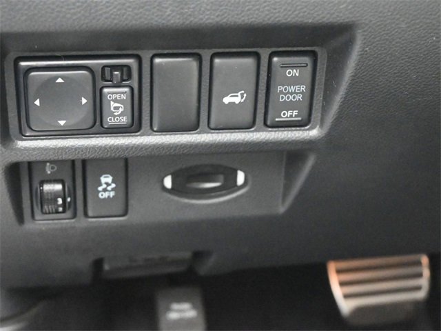 Used 2017 INFINITI QX70 AWD w/ Limited Package image 20