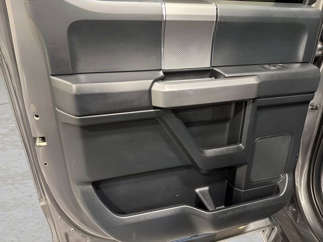 Used 2016 Ford F150 XLT w/ Equipment Group 302A Luxury image 15