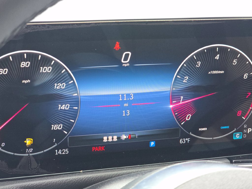 New 2026 Mercedes-Benz GLB 250 4MATIC image 27