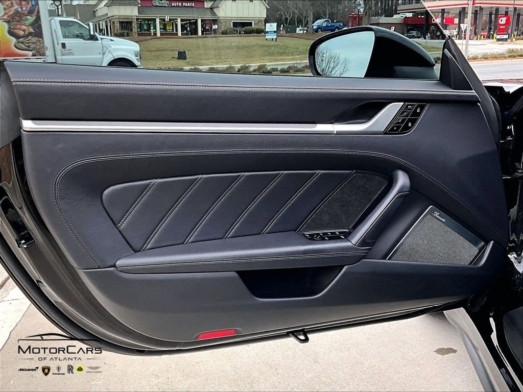 Used 2021 Porsche 911 Turbo S image 22