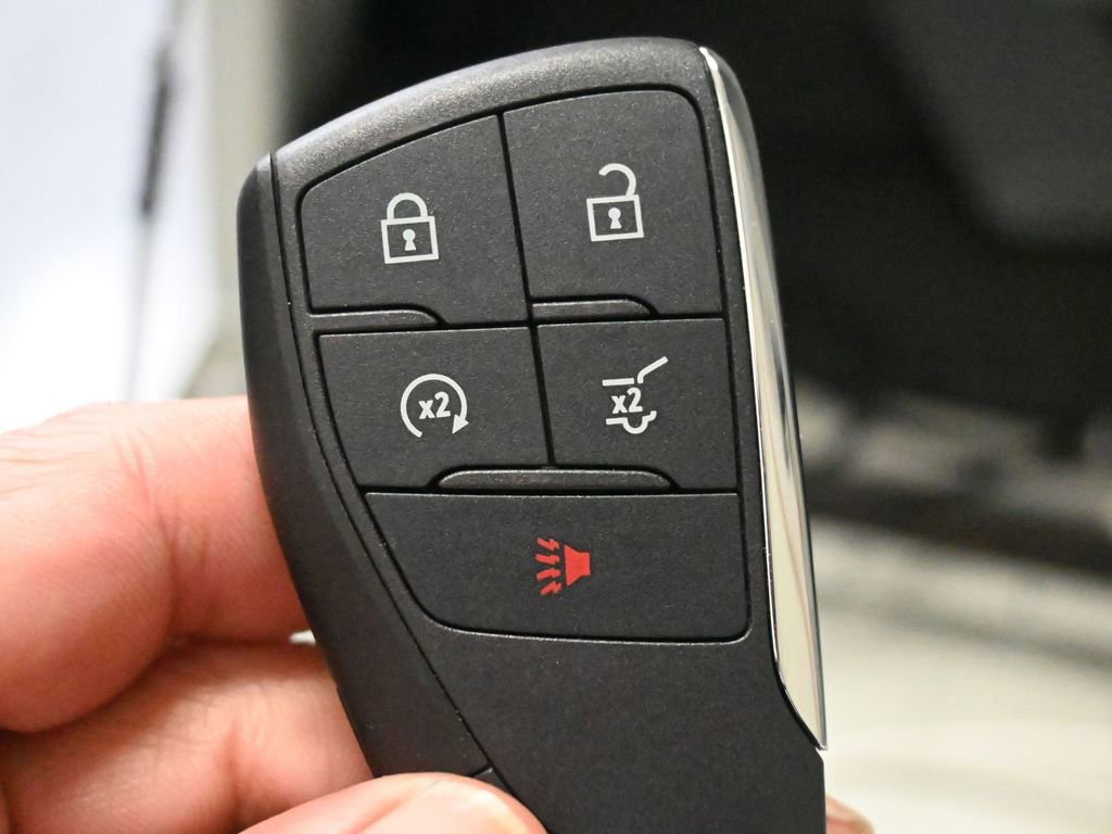 Used 2026 GMC Acadia AT4 image 44