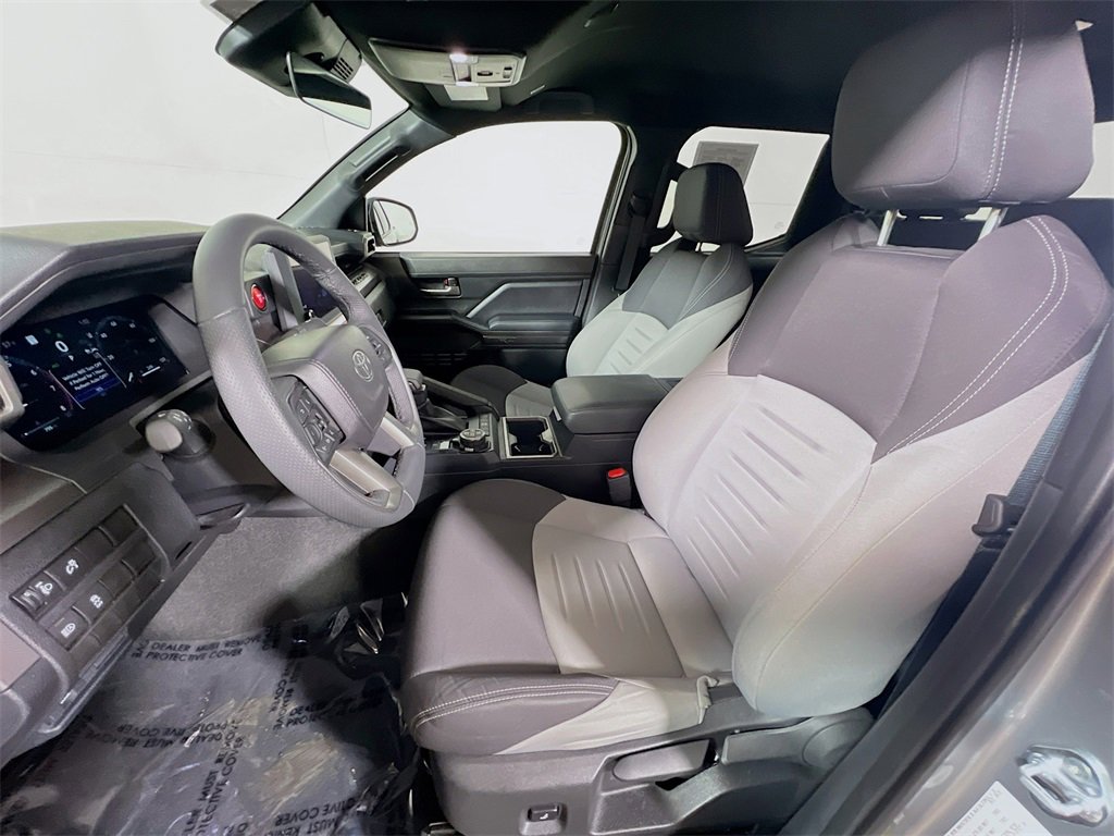 Certified 2025 Toyota Tacoma TRD Off-Road image 19