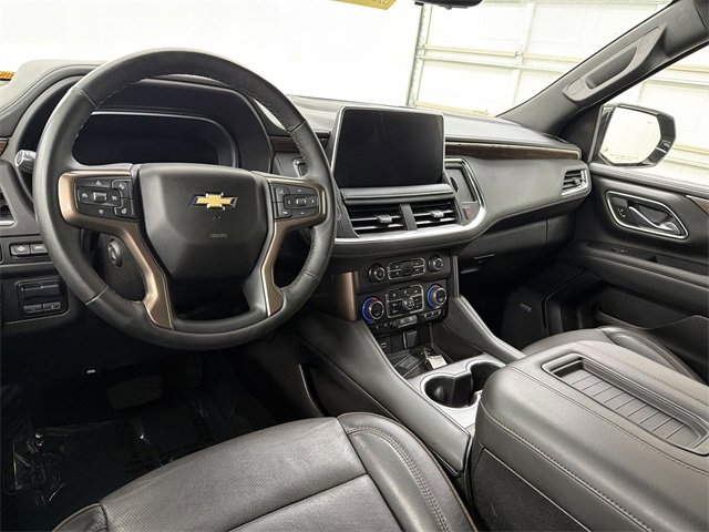 Used 2023 Chevrolet Suburban High Country image 18