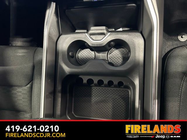 New 2026 RAM 1500 4x4 Crew Cab image 24